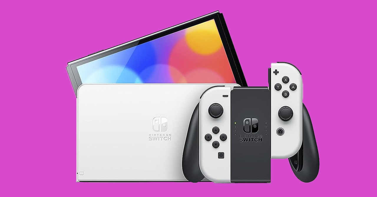 There’s a Rare  Discount on the Nintendo Switch OLED Right Now